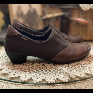 ecco gore tex womens shoes